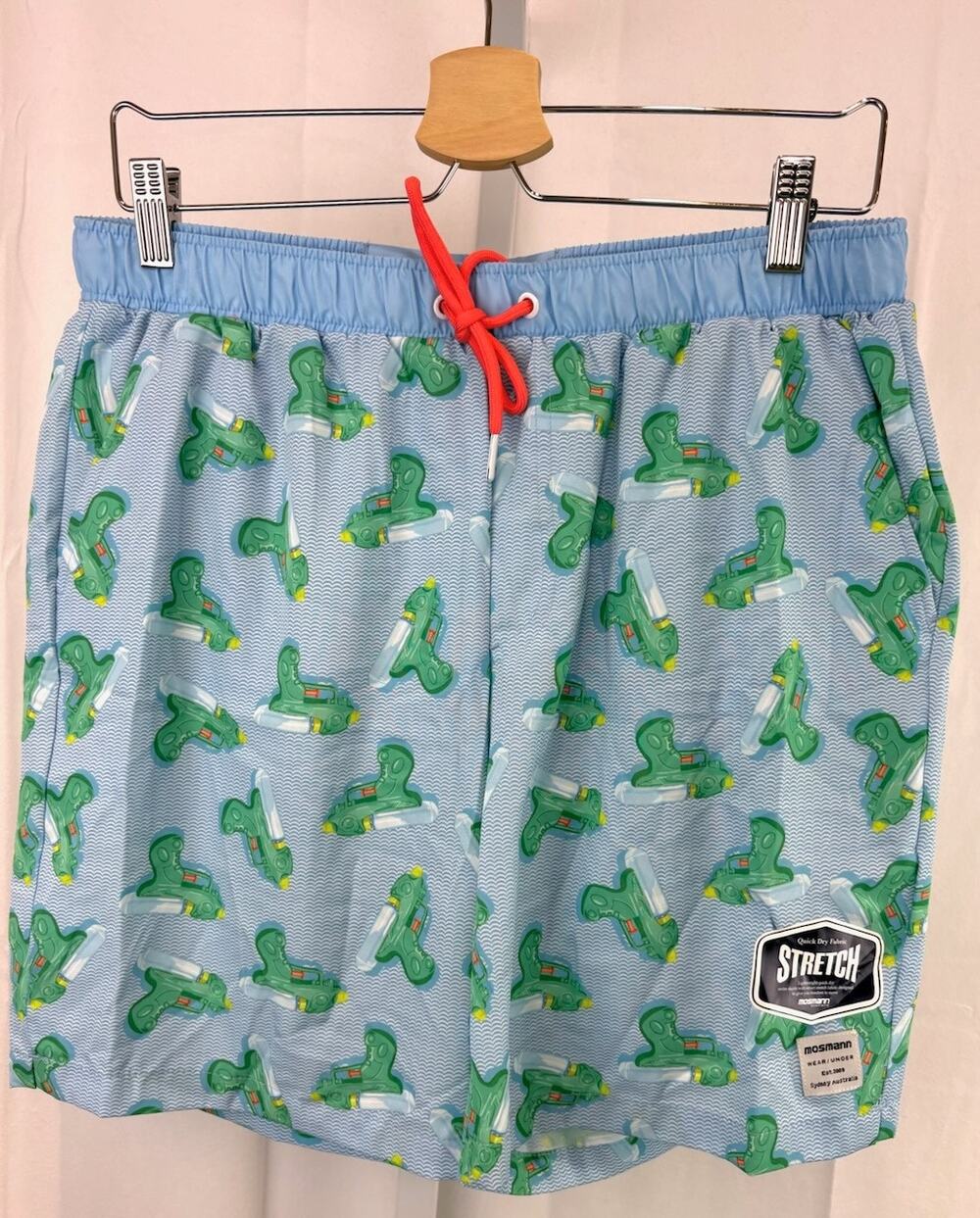 NWOT MOSMANN Australia Size L Loud Swim Trunks Board Shorts Water Gun Print Blue